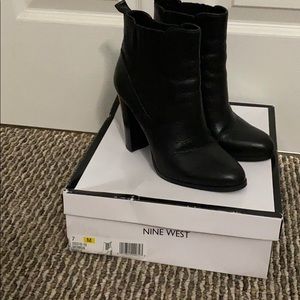 Nine West NW Crimson Ankle Boot